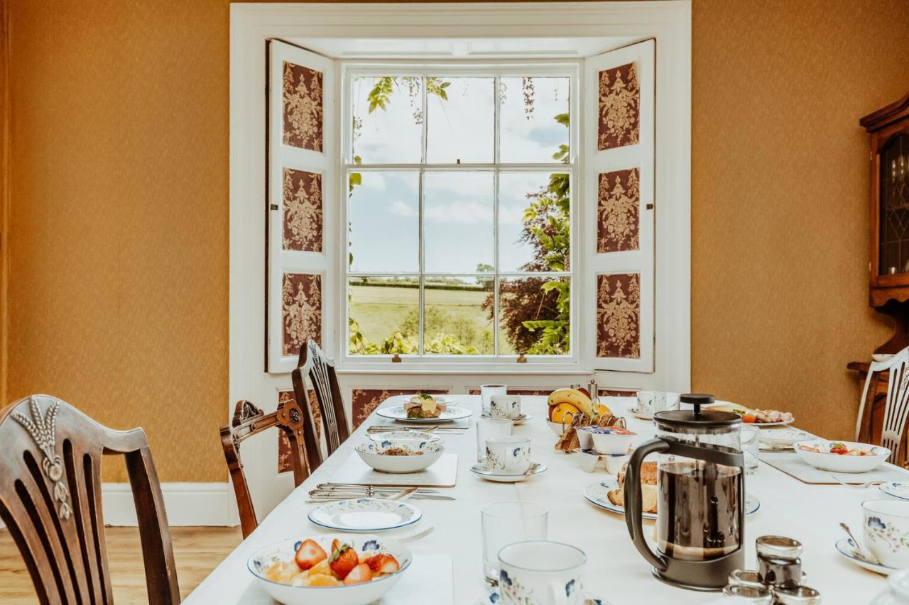 Smeaton Farm Luxury B&B Сейнт Мелиън Екстериор снимка