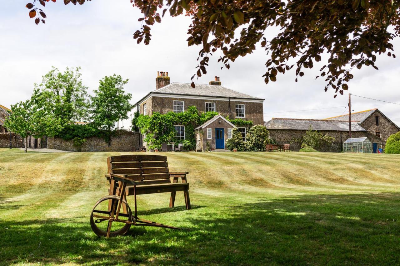 Smeaton Farm Luxury B&B Сейнт Мелиън Екстериор снимка